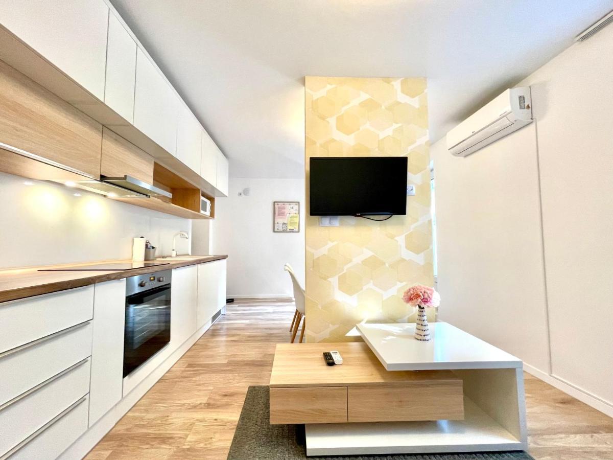 Golden Relax Apartments Балатонфюред Экстерьер фото