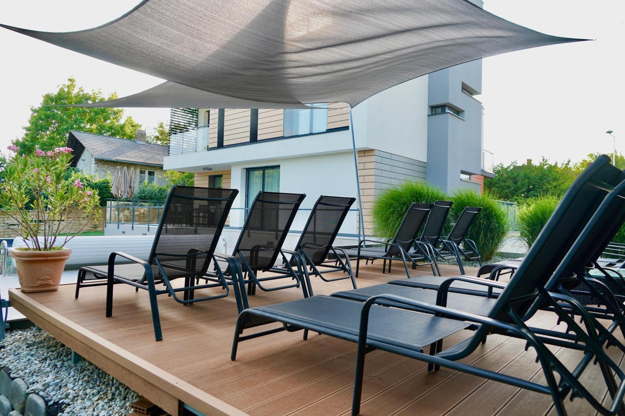 Golden Relax Apartments Балатонфюред Экстерьер фото